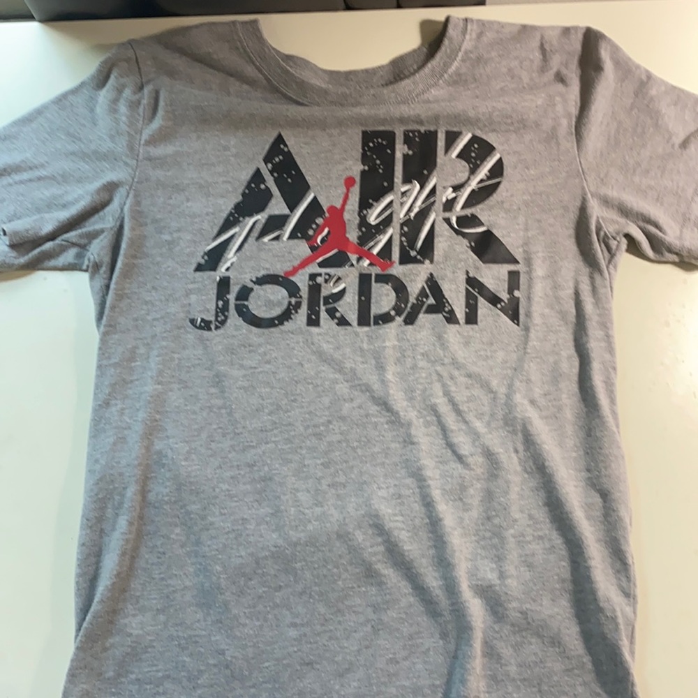 Boys Like New Air Jordan T shirt